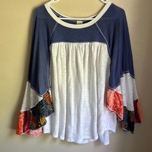 Free people long sleeve bell sleeve shirt patch detail large NWT